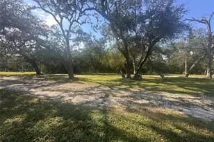 612 Byrd Salyer Rd, Bay City, TX 77414 - Photo 23
