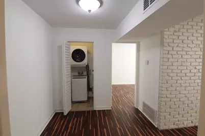 2101 Fountain View Drive #35, Houston, TX 77057 - Photo 15