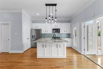 1325 W 23rd Street, Houston, TX 77008 - Photo 13