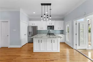1325 W 23rd St, Houston, TX 77008 - Photo 13