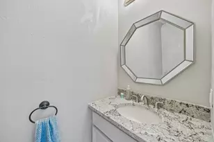 9403 Denbury Way, Houston, TX 77025 - Photo 31