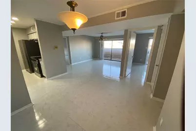 8431 Hearth Drive, Houston, TX 77054 - Photo 5
