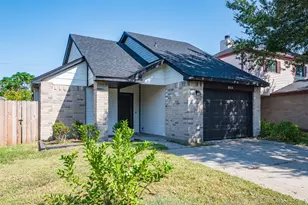 911 Briarcreek Dr, Baytown, TX 77521 - Photo 19