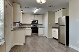 29439 Fox River Dr, Spring, TX 77386 - Photo 7