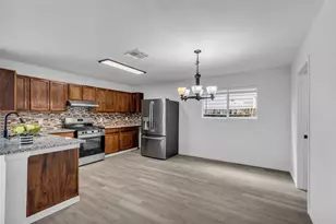 839 Darbydale Crossing Ln, Houston, TX 77090 - Photo 9