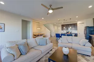 8203 Sugar Cane Ln, Rosharon, TX 77583 - Photo 13