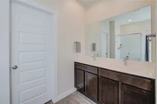 8203 Sugar Cane Ln, Rosharon, TX 77583 - Photo 15