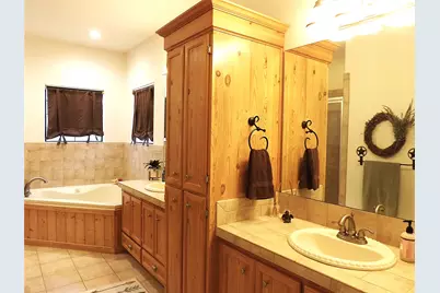 4443 Highway 90, Alleyton, TX 78935 - Photo 13