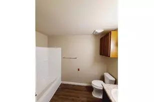 602 W Commons St, Refugio, TX 78377 - Photo 7