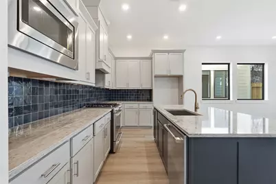 1418 Caywood Lane #B, Houston, TX 77055 - Photo 3