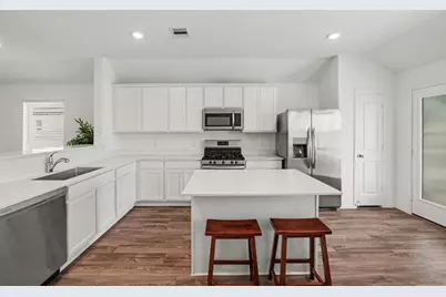 12217 Derby Royal Drive, Houston, TX 77044 - Photo 11
