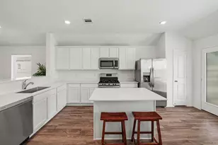 12217 Derby Royal Dr, Houston, TX 77044 - Photo 11