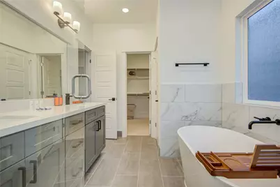 1054 Mansfield Street, Houston, TX 77091 - Photo 13