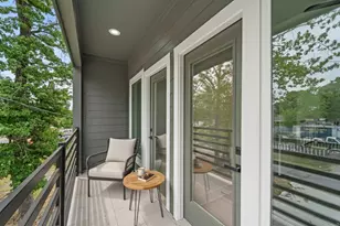 7709 Willow St, Houston, TX 77088 - Photo 9