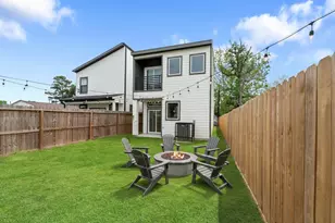 7709 Willow St, Houston, TX 77088 - Photo 13