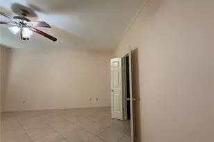 3739 Elkins Rd, Sugar Land, TX 77479 - Photo 7
