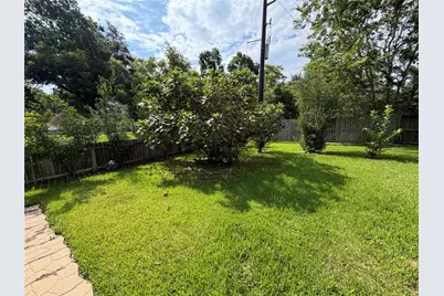 3739 Elkins Road, Sugar Land, TX 77479 - Photo 13