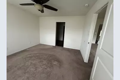 996 Lake View Circle W, Brookshire, TX 77423 - Photo 9