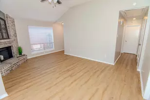 9127 Autumnsong Dr, Houston, TX 77064 - Photo 9