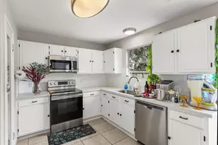 602 Oak Briar Dr, Kemah, TX 77565 - Photo 5