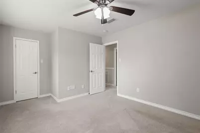 602 Oak Briar Drive, Kemah, TX 77565 - Photo 11