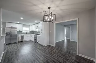 513 Barkley St, Houston, TX 77022 - Photo 31