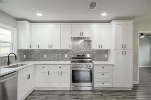 513 Barkley St, Houston, TX 77022 - Photo 29