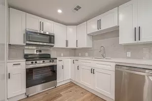 4726 Pease St, Houston, TX 77023 - Photo 21