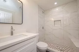 4726 Pease St, Houston, TX 77023 - Photo 35