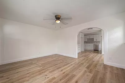 4726 Pease Street, Houston, TX 77023 - Photo 15