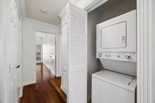 11711 Memorial Dr, Houston, TX 77024 - Photo 15