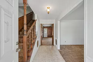 28902 Holly Hill Dr, Shenandoah, TX 77381 - Photo 3