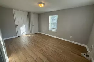 1308 Genova St, Houston, TX 77009 - Photo 9