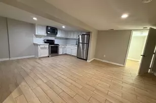 1308 Genova St, Houston, TX 77009 - Photo 5