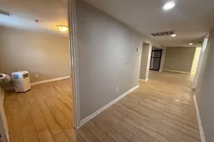 1308 Genova St, Houston, TX 77009 - Photo 3