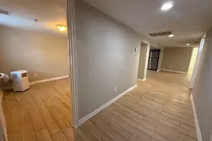 1308 Genova St, Houston, TX 77009 - Photo 11