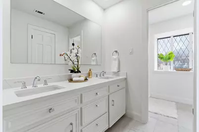 5 Devonshire Drive, Conroe, TX 77304 - Photo 19