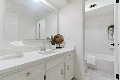 5 Devonshire Drive, Conroe, TX 77304 - Photo 27