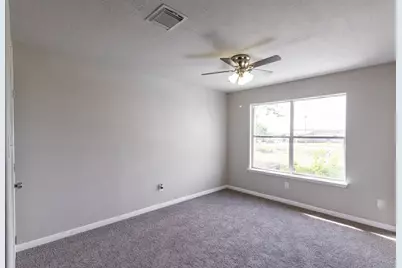 9515 Amberjack Drive, Texas City, TX 77591 - Photo 11