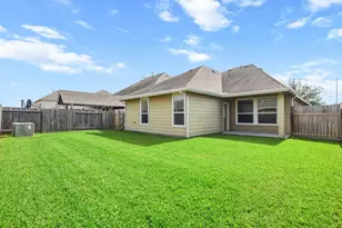 8319 Sweet Bay Cir, Baytown, TX 77523 - Photo 11