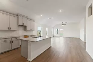 2801 Ruby Laurel Dr, Iowa Colony, TX 77583 - Photo 7