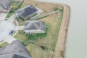 107 Montecito Ct, Manvel, TX 77578 - Photo 37