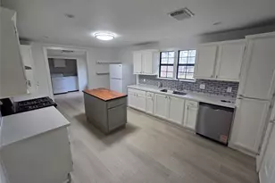 9254 Haddick St, Houston, TX 77028 - Photo 11