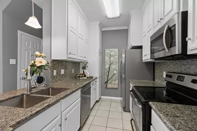 2212 Hopkins Street #2212, Houston, TX 77006 - Photo 7