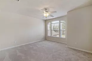 13111 Royal Bell Ct, Houston, TX 77047 - Photo 11