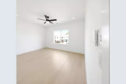 7415 Charlie Street #A/B, Houston, TX 77088 - Photo 19
