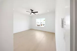 7415 Charlie St, Houston, TX 77088 - Photo 19