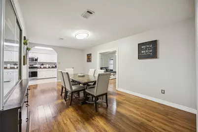 724 Aron Street, Baytown, TX 77520 - Photo 11