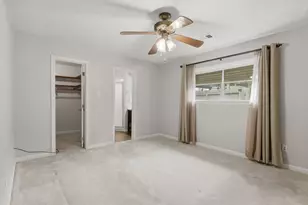 106 Wedgewood Ave, Hitchcock, TX 77563 - Photo 15