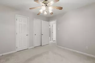 106 Wedgewood Ave, Hitchcock, TX 77563 - Photo 19